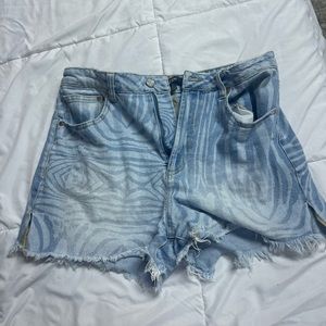 The cutest blue Jean shorts!
